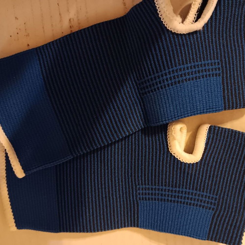 Ankle support socks like new