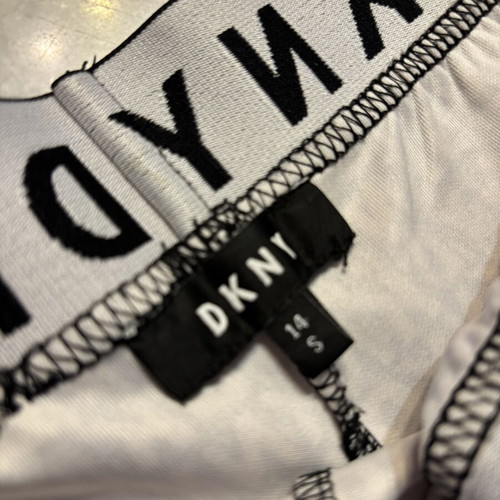 DKNY shorts new, black and white, size S