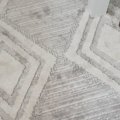 Tzikas rug like new, size 2.00x2.50, gray shades