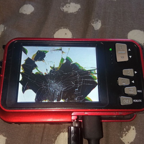 Agfaphoto Realishot WP 8000 used with broken screen for repair or parts