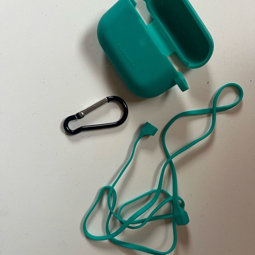 Air Pod Second Generation case like new with strap and clip by Legami