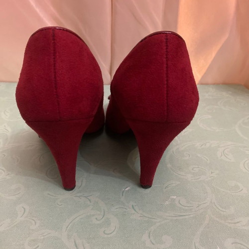 Suede pumps used size 39 with bow red-burgundy