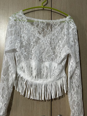 Lace top with fringes medium size like new, white
