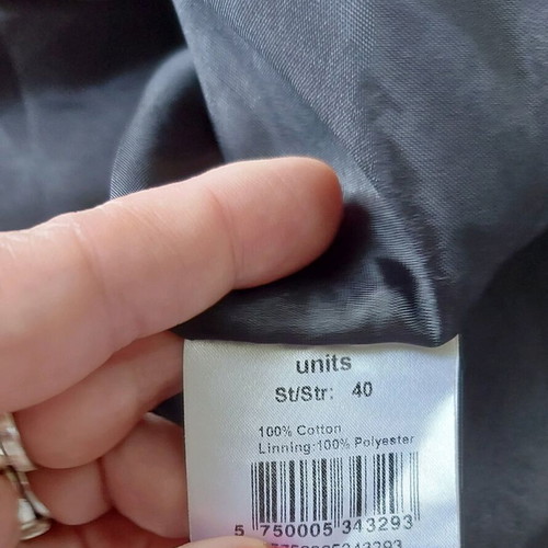 Units skirt silver floral print like new