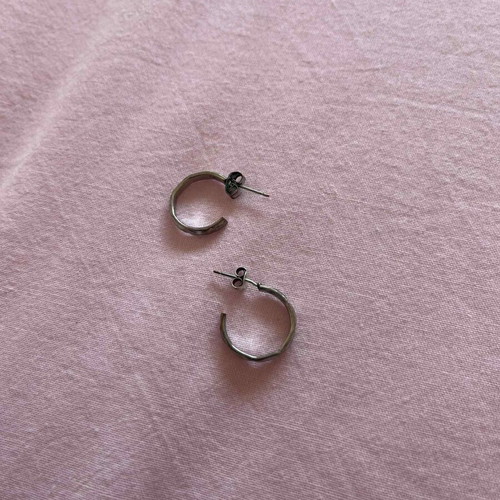 Silver hoop earrings like new