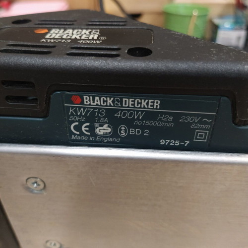 Black & Decker KW 713 electric planer used