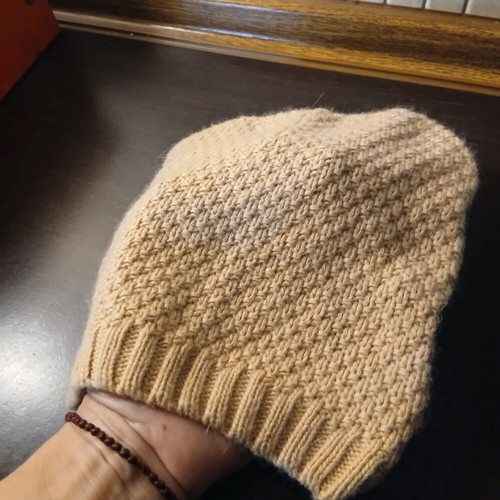 Calvin Klein wool hat like new, beige, one size