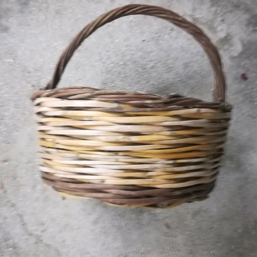 Baskets used, pack of 4, two large low, one tall and one small