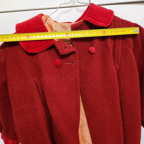 Red woolen children's coat used