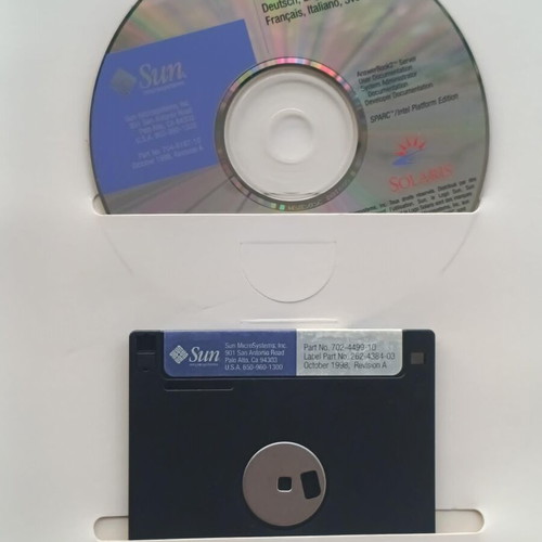Sun Microsystems Solaris 7 Media Operating System P/N 724-3144-01 like new