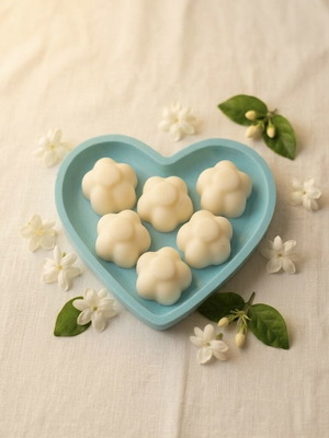 Handmade Wax Melts Jasmine Floral Luxury Home Fragrance 50gr new