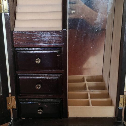 Jewelry cabinet used, wooden with wind-up music box