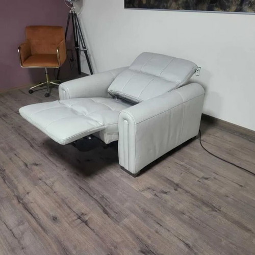 Light gray-cream leather armchair with electric relax mechanism new