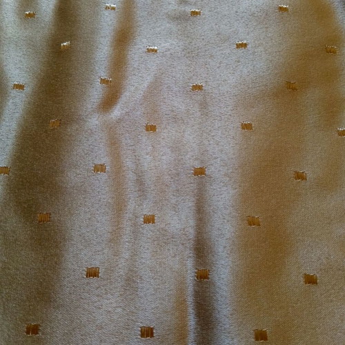 Luxury quilt blanket new, gold color 220x240 with 2 pillowcases