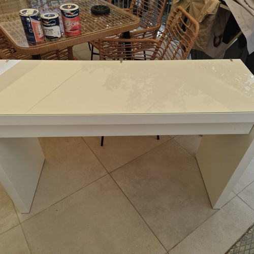 Boudoir vanity set like new with wall mirror