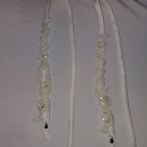 Ivory wedding dress with small train like new