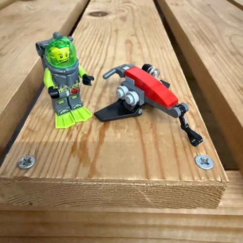 Lego Diver like new, changes expression