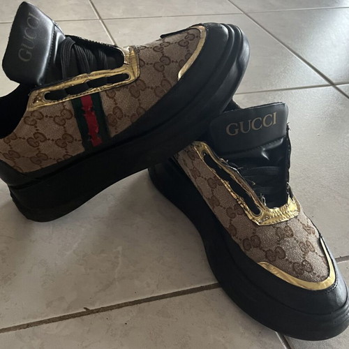 Sneakers women's used, size 40, black and beige, athletic