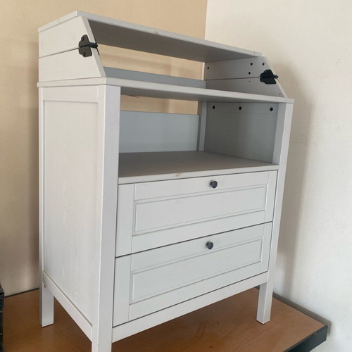 Ikea Changing Table in like new condition