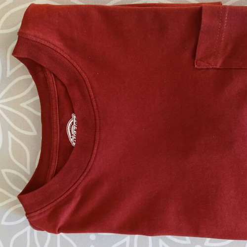 Dickies T-shirt medium red like new