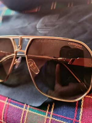 Carrera sunglasses like new, gold color