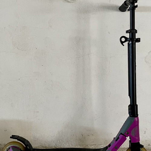 Globber foldable scooter used, for ages 7 and up