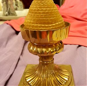 Βάση για κερί, με κερί μέλισσας, από μασίφ μπρούντζο,  ινδικής κατασκευής.