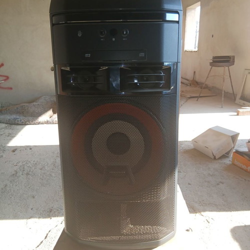 LG smart speaker slightly used