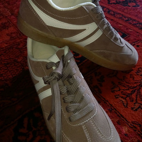 Sneakers new brown athletic shoes size 40 with soft texture