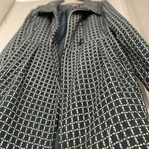Attrattivo checked coat like new, size M, green