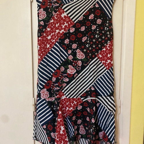 Desigual sleeveless dress size 44 with zipper, like new