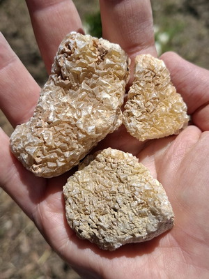 Yellow calcite stones from Northern Evros, set of 3, new