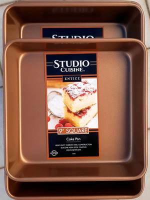 Studio Cuisine Nonstick Bakeware Set Like New, 7 Pieces