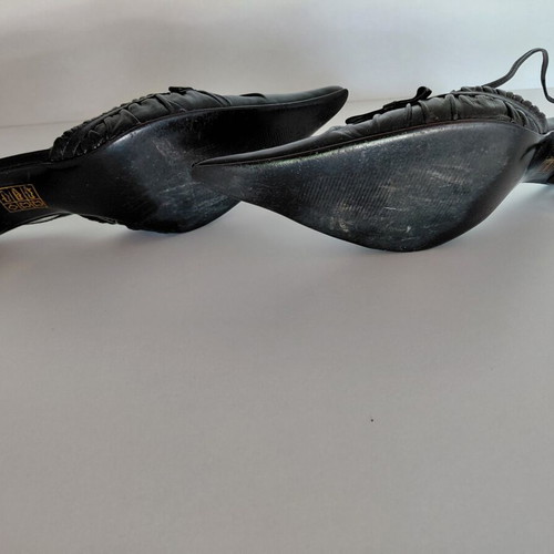 Esthissis Black Pointed Toe Shoes like new
