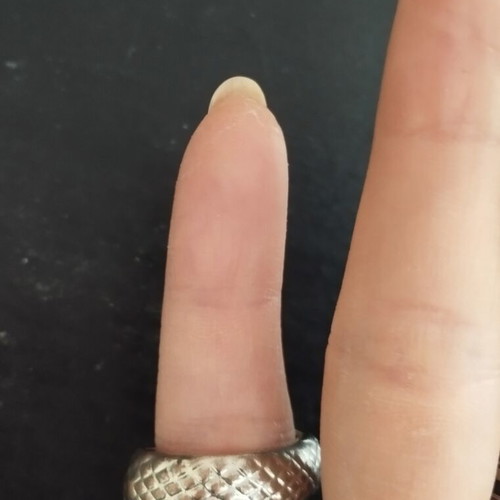 Steel snake ring adjustable, like new, silver color