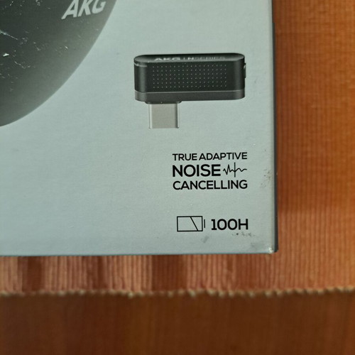 AKG N9 Hybrid Bluetooth headphones