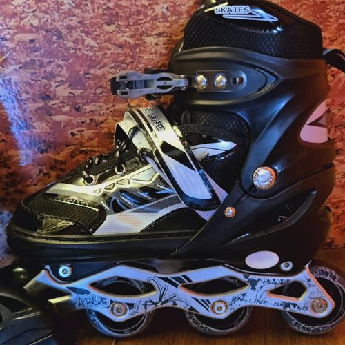 Rollerblades size L with LED wheels like new