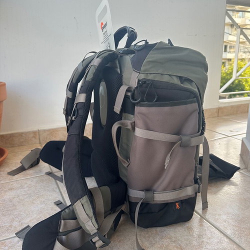Lowepro PRO Trekker AW 300 beige backpack like new