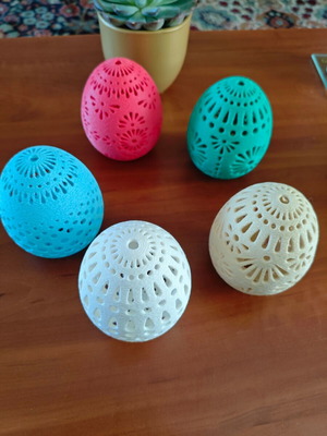 Decorative Easter Eggs set of 5 new in 5 colors