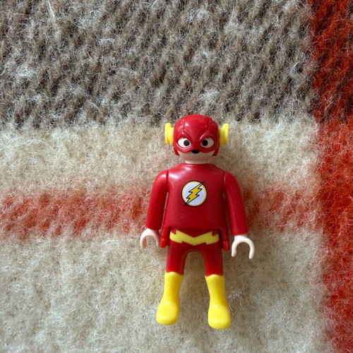 Kinder Playmobil Flash like new