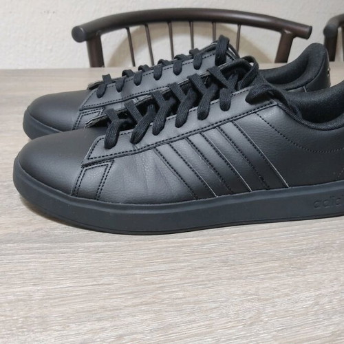 Adidas Grand Court 2.0 sneakers size 47 like new black