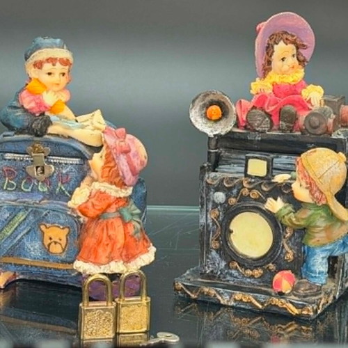 Vintage polyresin piggy banks with three locks and working key