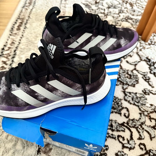 Adidas tennis shoes new, black, athletic size 36.5