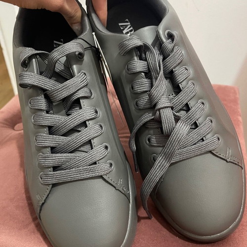 Zara men’s grey sneakers new, size 42