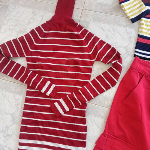 Bershka red pants and Zara colorful tops set, small