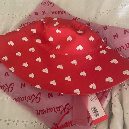 Karavan Roxy Hat red, new with tags