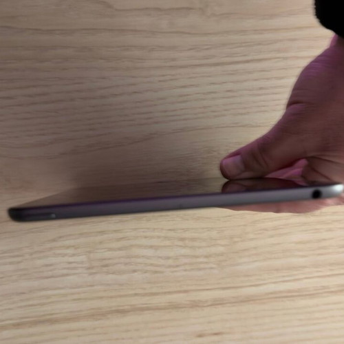 iPad Mini 5th Gen WiFi 64GB 2019 like new
