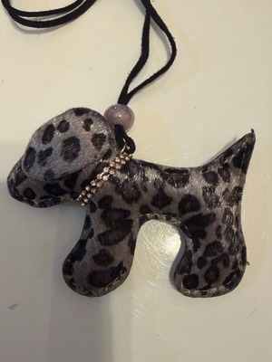 Necklace with dog pendant like new