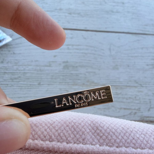 Lancôme toiletry bag like new, pink