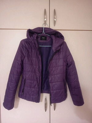 Bershka Lightweight Puffer Jacket With Hood Like New, Purple Size M